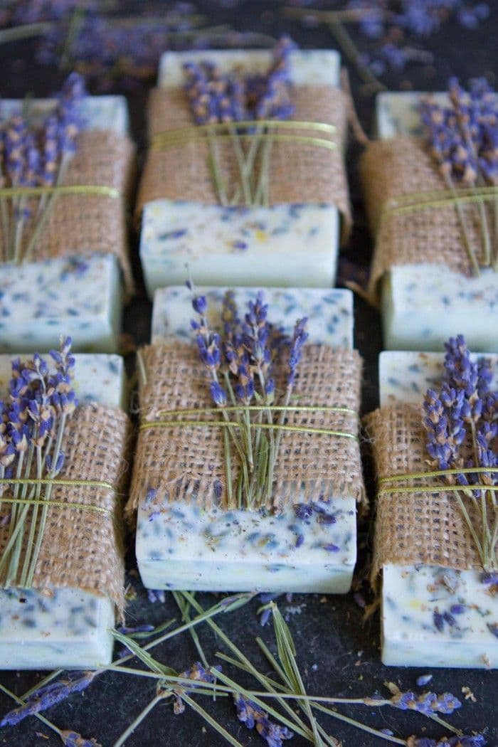 savon parfumés fleurs séchées déco champêtre ficelle clematc