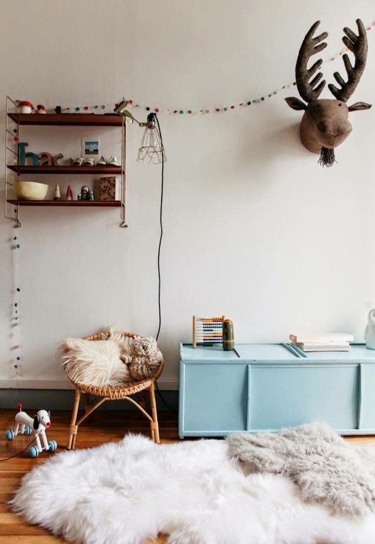 déco tête de cerf murale chambre de bébé trophée peluche