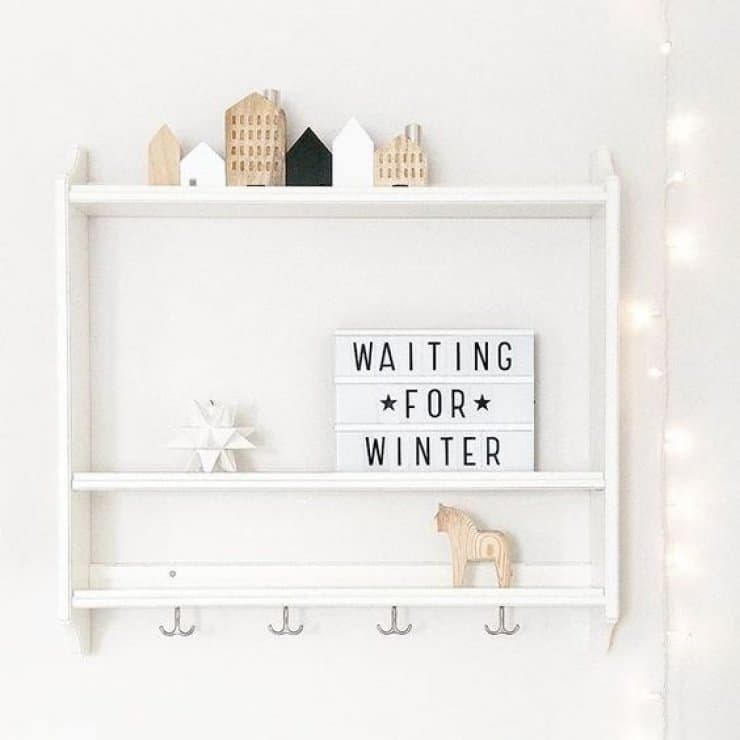 fabriquer un petit rangement mural porte manteau ikea