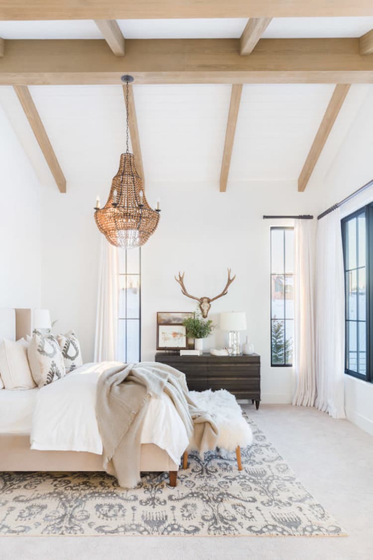 chambre cosy tapis moelleux deco style chalet blanc
