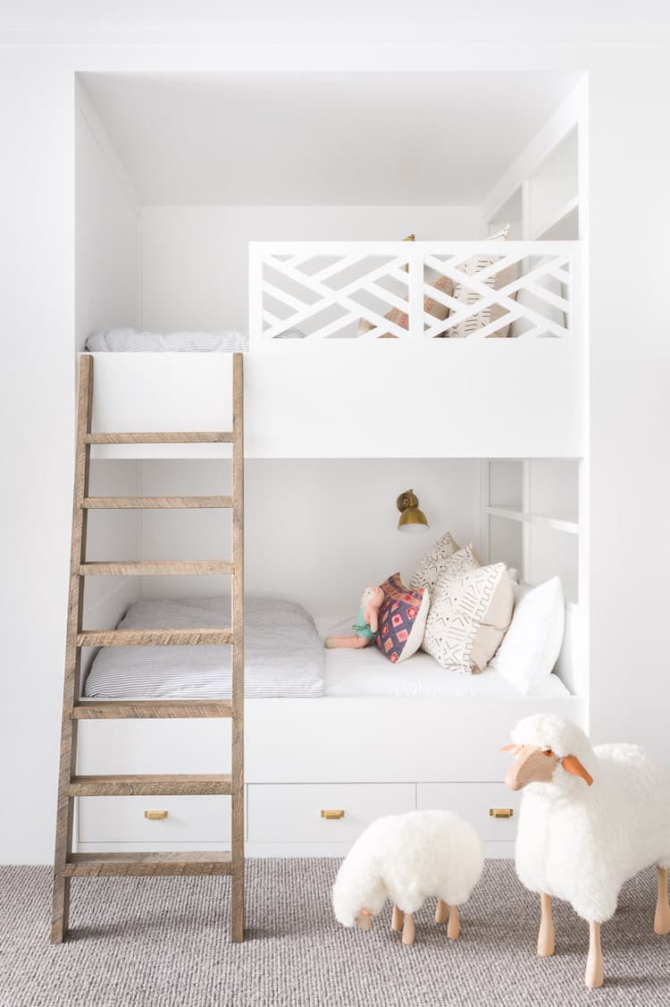 visite decoration chalet blanc chambre enfant esprit montagne