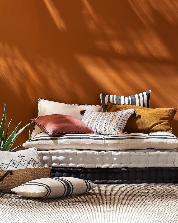 comment aménager créer terrasse style bohème chic ton orange brique - blog décoration intérieure - clematc