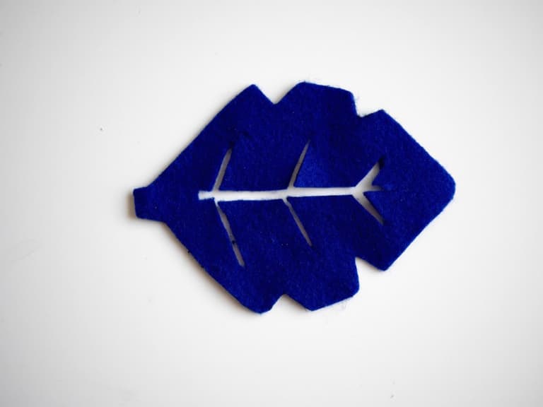 dessous de verre en feutrine en forme de feuille diy