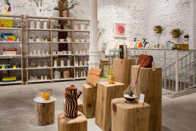 façade et intérieur d’une boutique déco à Madrid