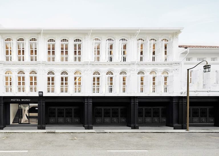 visite deco hotel black and white Mono Singapour