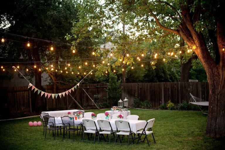 string light pas cher avis décoration mariage champêtre diner extérieur blog déco clemaroundthecorner