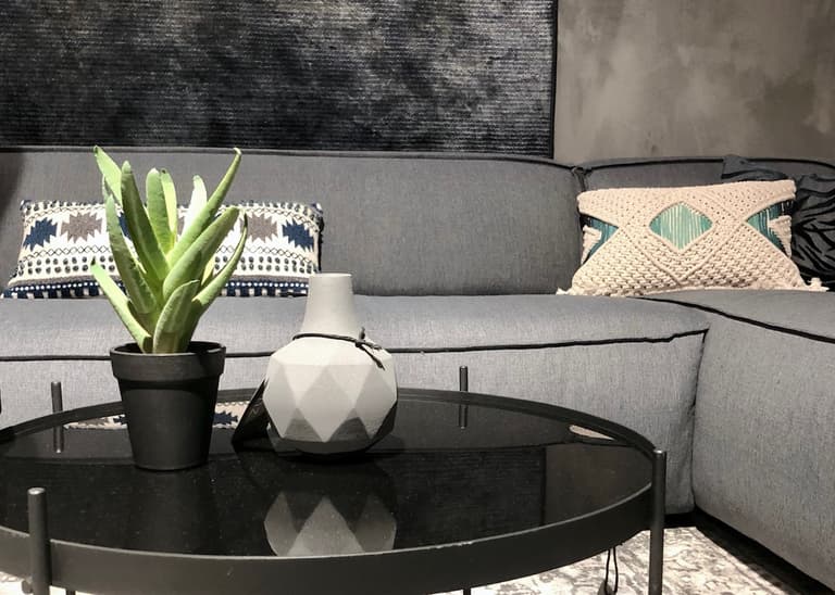 zuiver design hollandais meubles salon nuance de gris - Blog déco - Clem Around The Corner