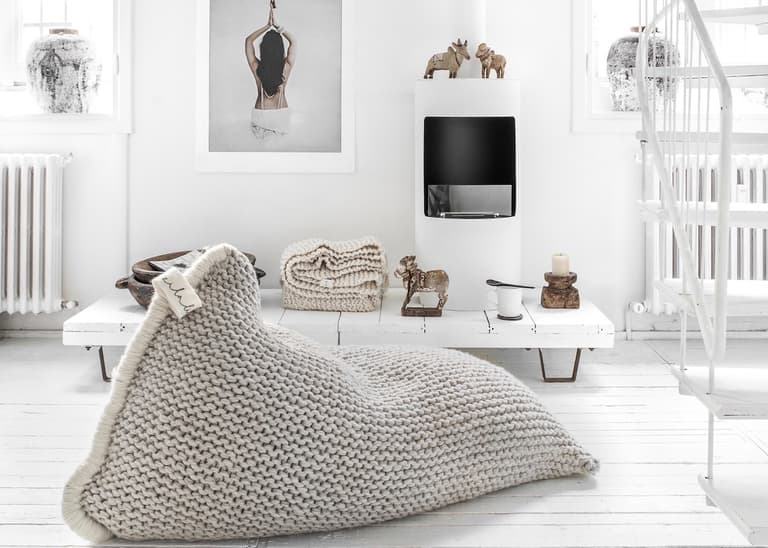 coussin de sol tricot poire géant - blog déco - clem around the corner