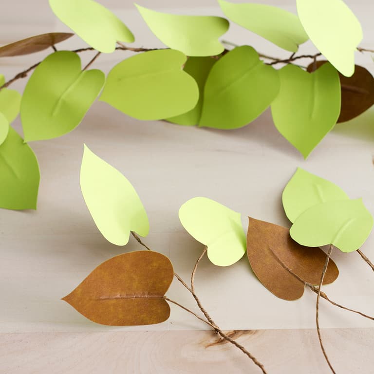 plante en papier accrocher feuilles ensemble vert marron - blog déco - clem around the corner