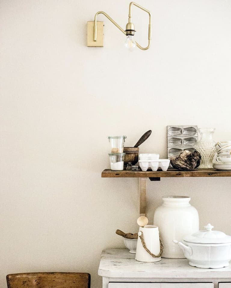 maison style italien cuisine blanche ustensiles - blog déco - clem around the corner