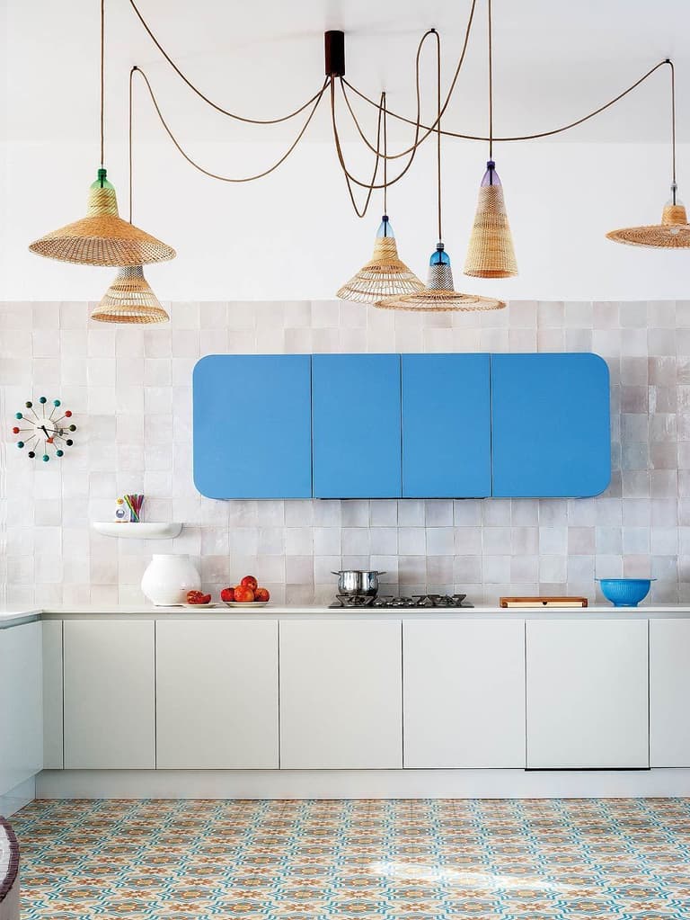 cuisine bleue meuble original - blog déco - clem around the corner