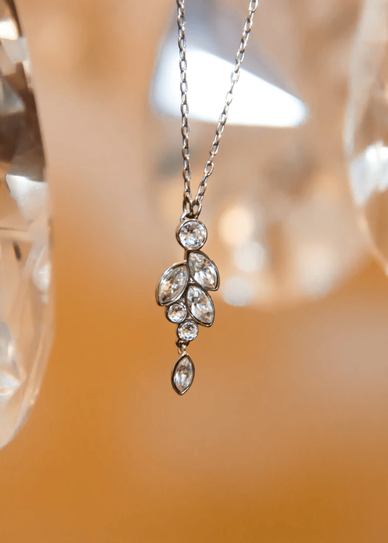 idée cadeau insérer un bijoux fêtes des mères DIY bougie bijou