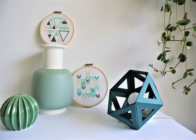 lampe origami papier bleu canard salon style scandi