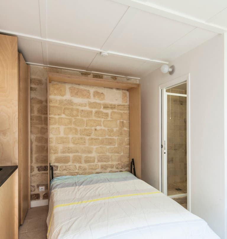 visite appart 12m2 coin nuit lit déplié chambre - blog déco - clemaroundthecorner