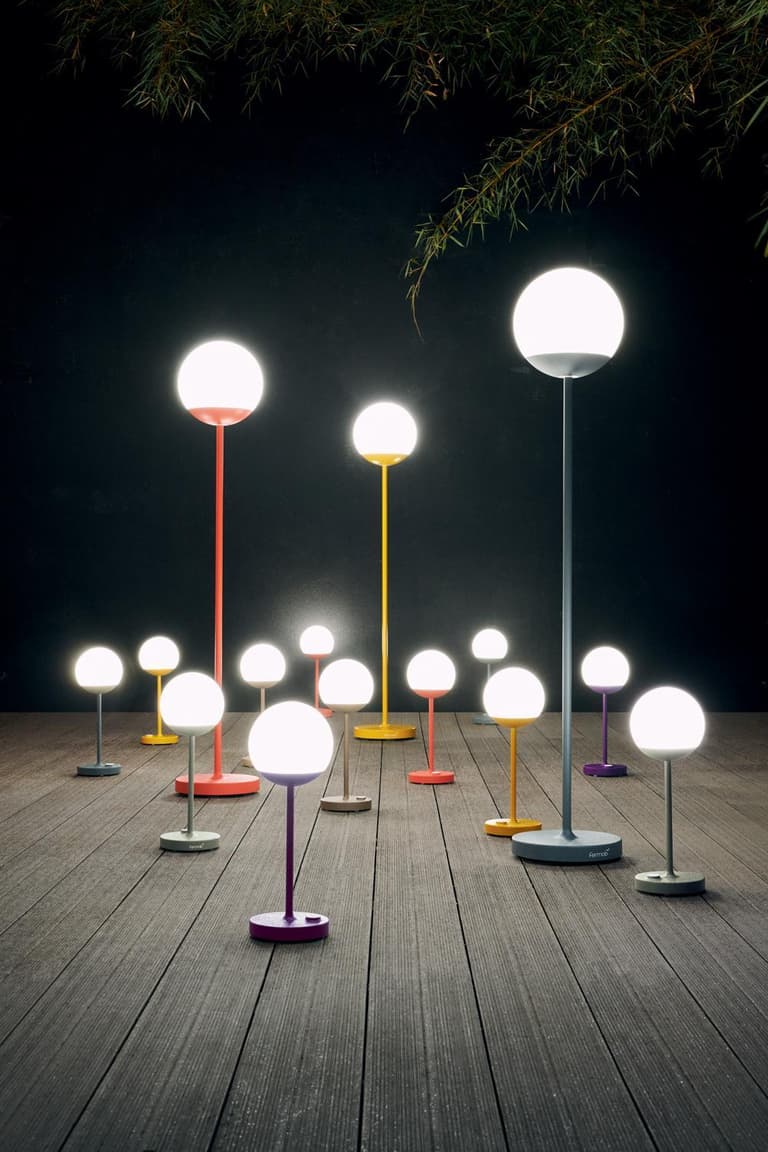 avis lampe moon fermob extérieur lampadaire led solaire jardin terrasse