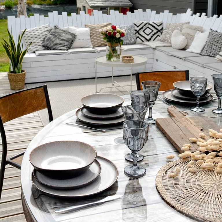 salon de jardin palette table ronde bobine bois - blog clematc