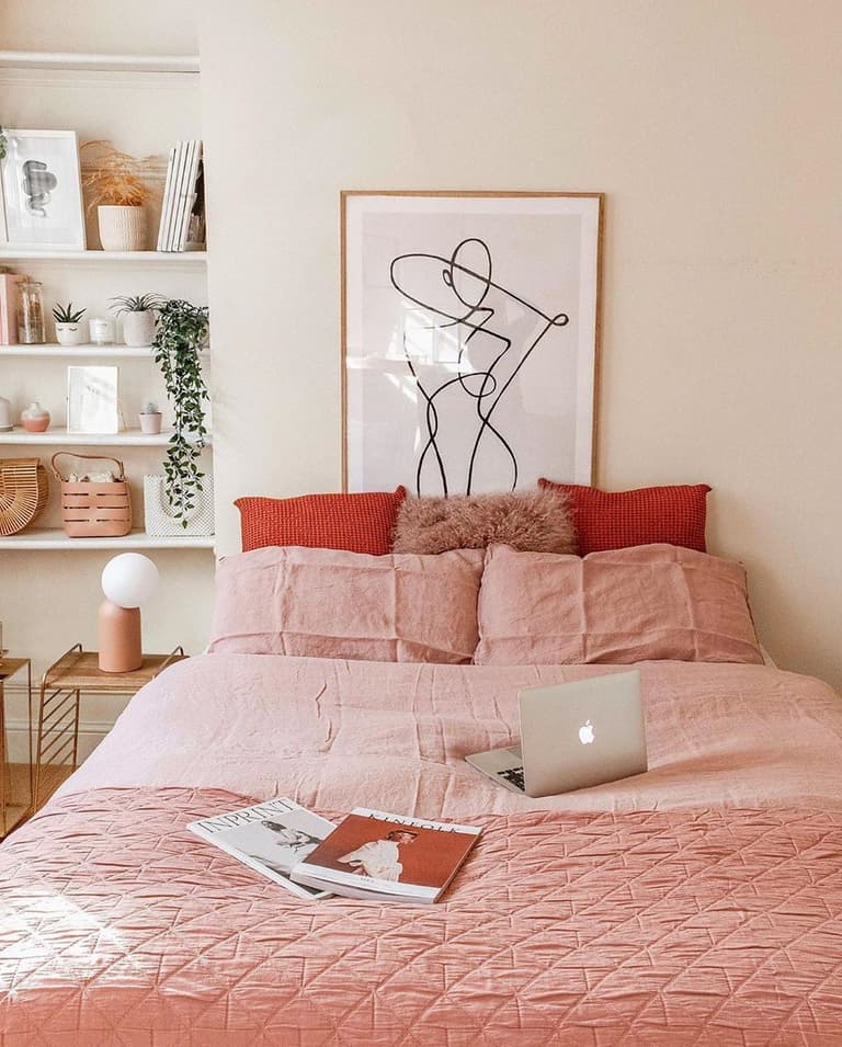 chambre camaieu rose rouge dégradé cosy - blog déco clem around the corner