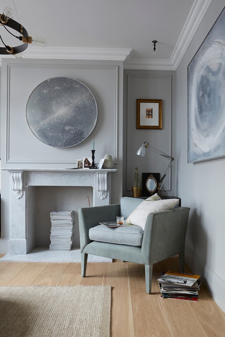 coin lecture fauteuil tendance cheminée - blog déco