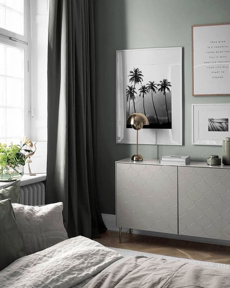 chambre cosy nuance de vert kaki déco scandinave intense
