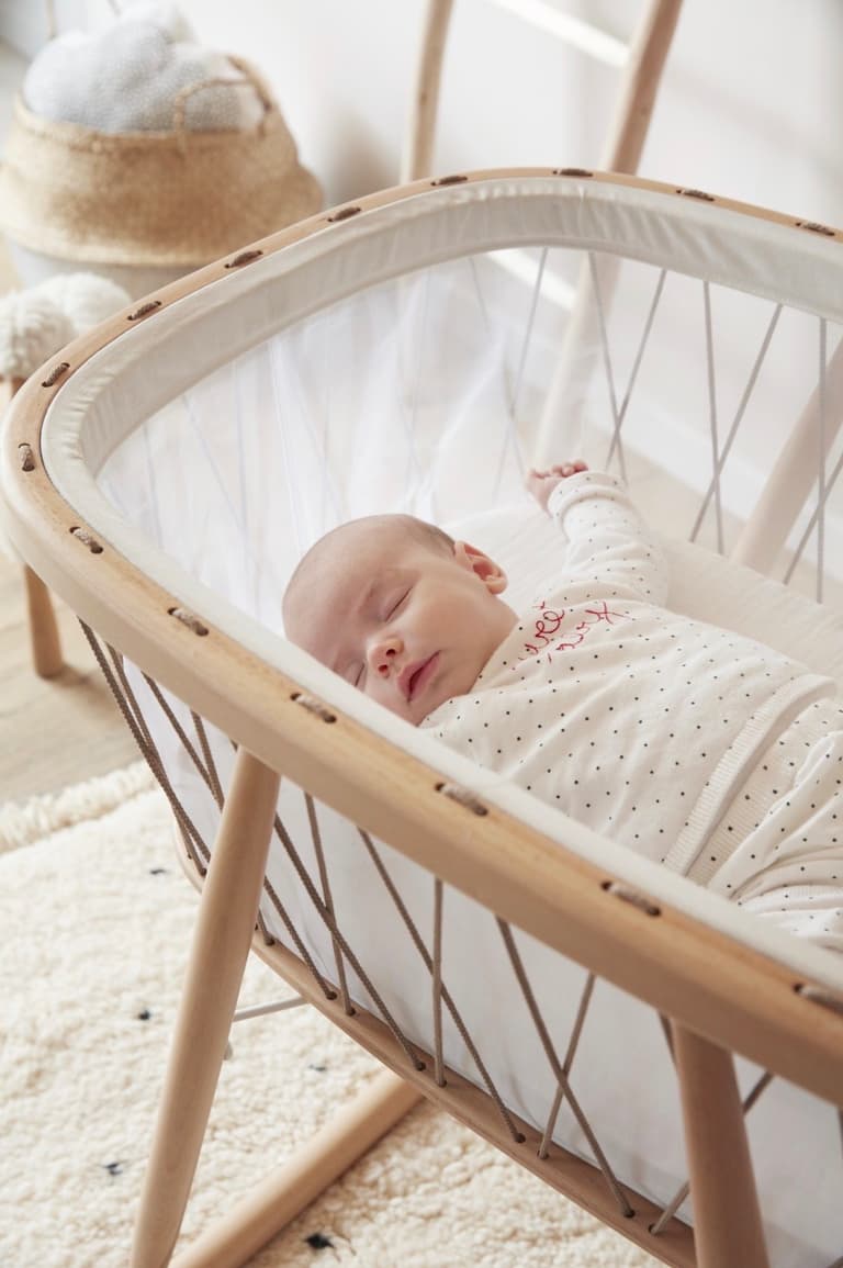 berceau kumi charly crane chambre bébé - blog déco - clemaroundthecorner