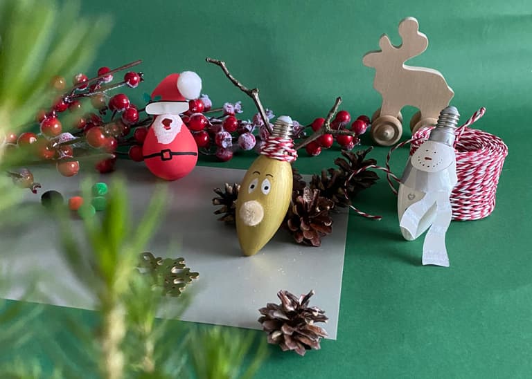 déco ampoule usagée noël activité manuelle enfant facile