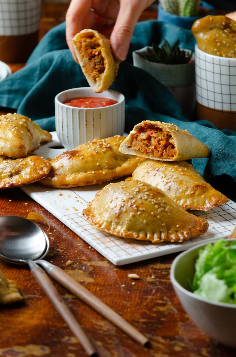Empanadas végétariennes dorées pour un apéritif