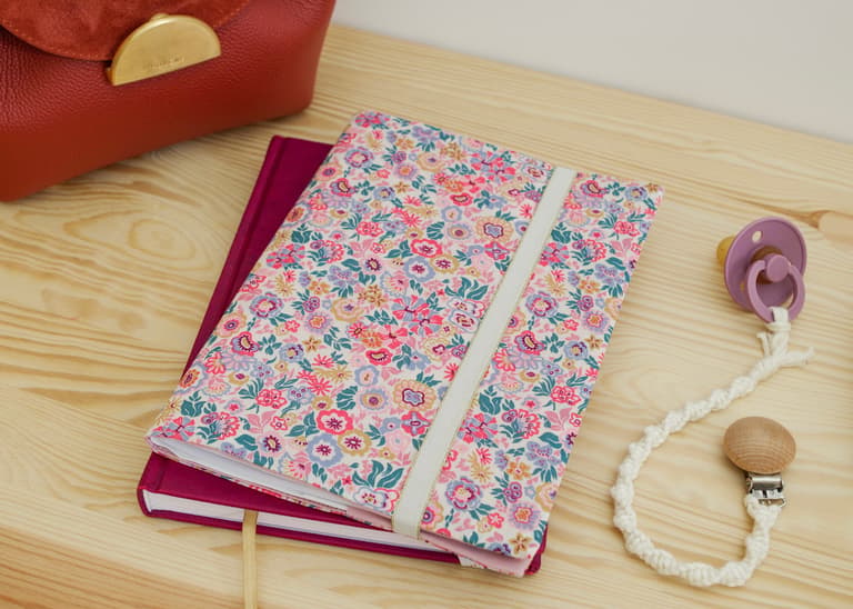 protège carnet de santé bébé personnalisé fille
