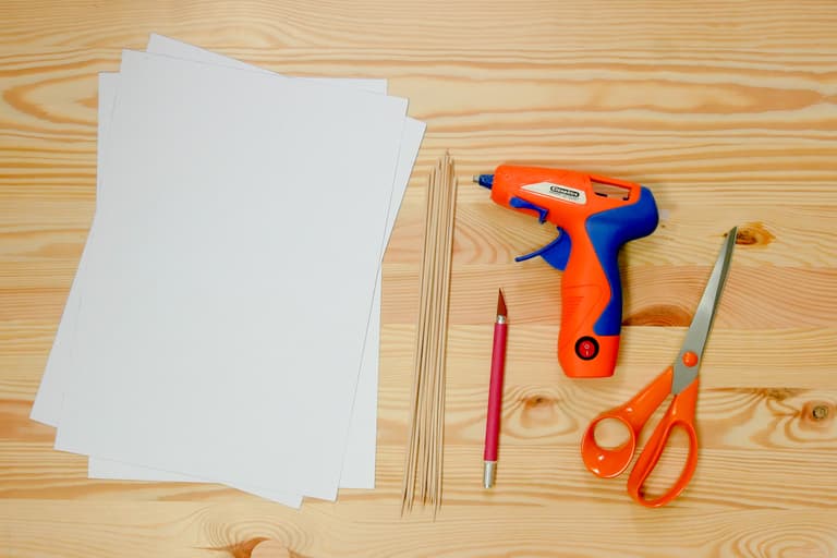 idée déco avec pistolet à colle activité manuelle