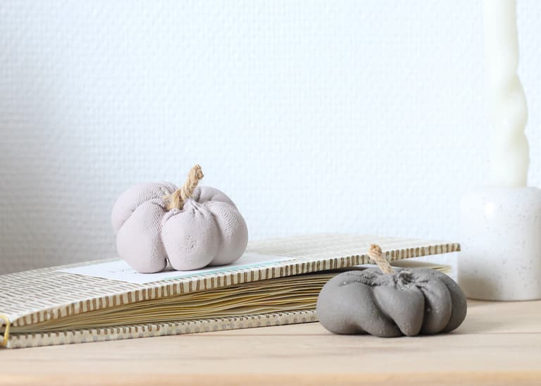 décoration automne couleur terre cuite DIY citrouille plâtre