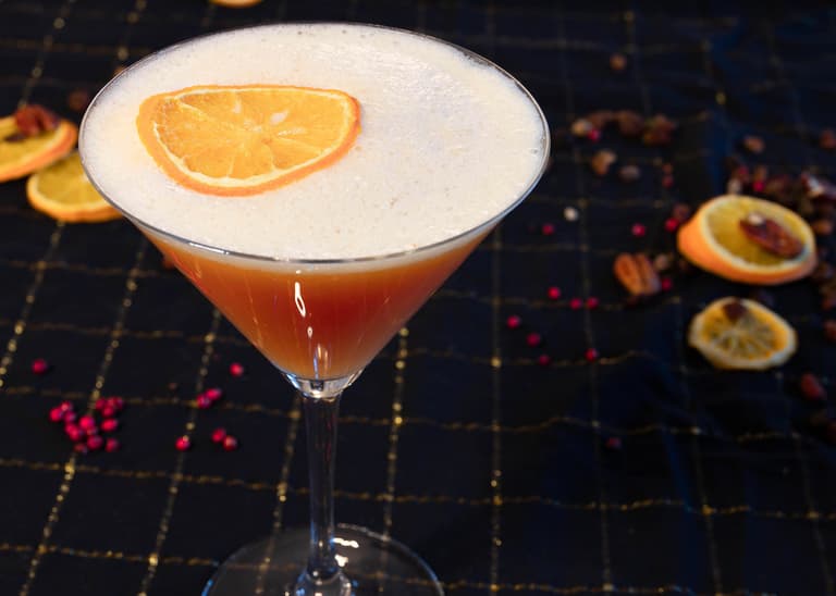 Quatre recettes de cocktails sans alcool colorés pour Noël et le réveillon