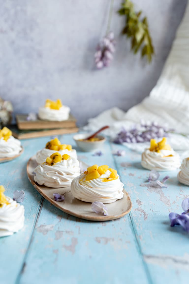 Pavlova individuelle prête à être dégustée