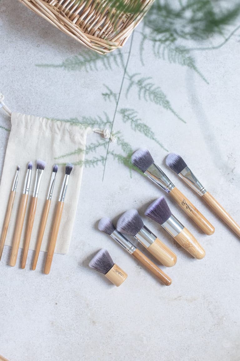 conseil astuce deco pinceau maquillage bois bio écolo
