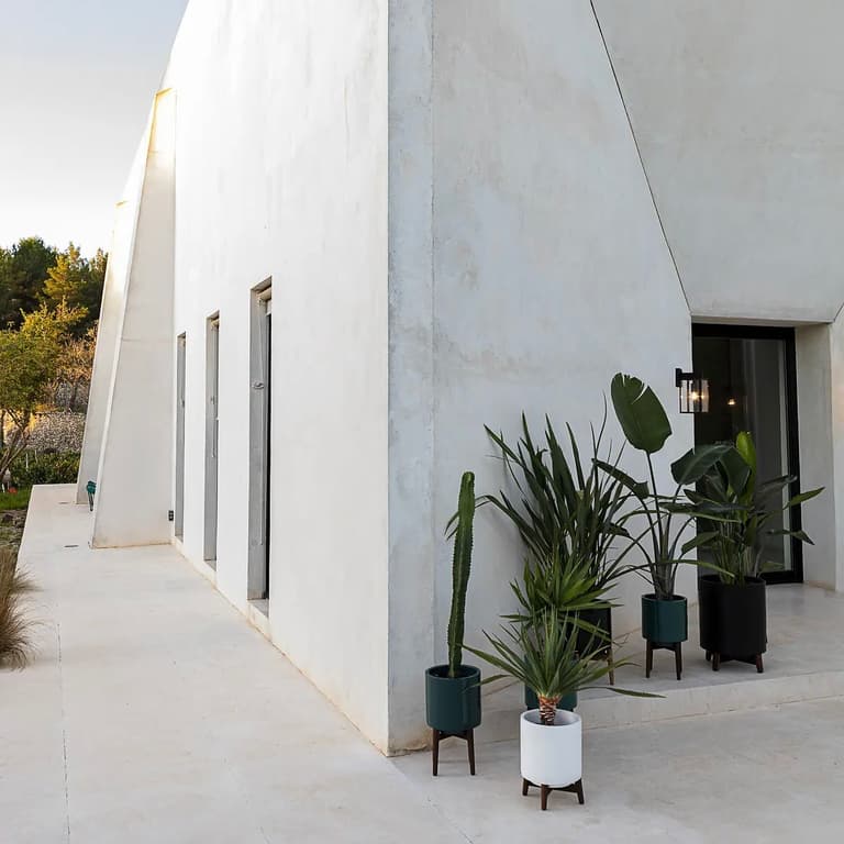 maison façade terrasse béton brut décoration brutalisme