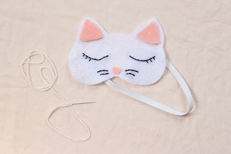 masque de nuit chat avion blanc rose ado fille diy