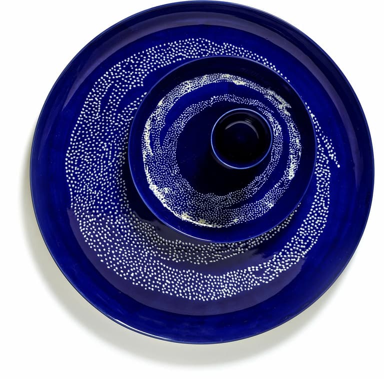 assiette bleu klein océan graphique - blog déco