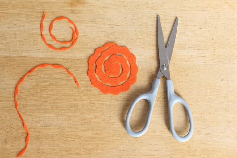 faire une guirlande en tissu facile