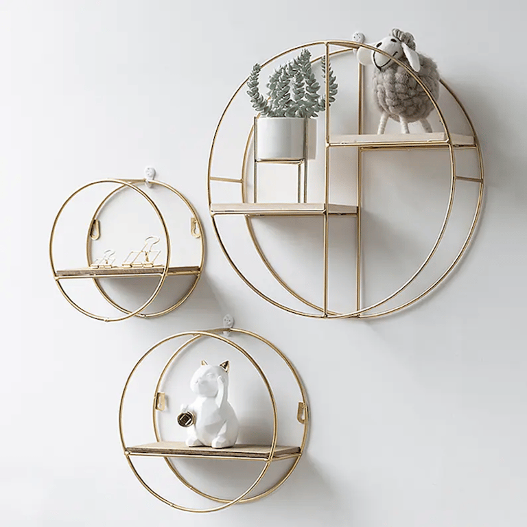 etagere murale ronde laiton doree deco moderne design lumineuse plante verte