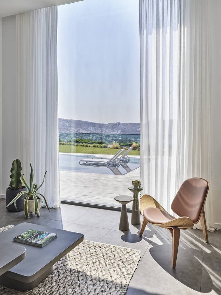 salon chaise Carl Hansen Fauteuil lounge CH07 Shell Chair