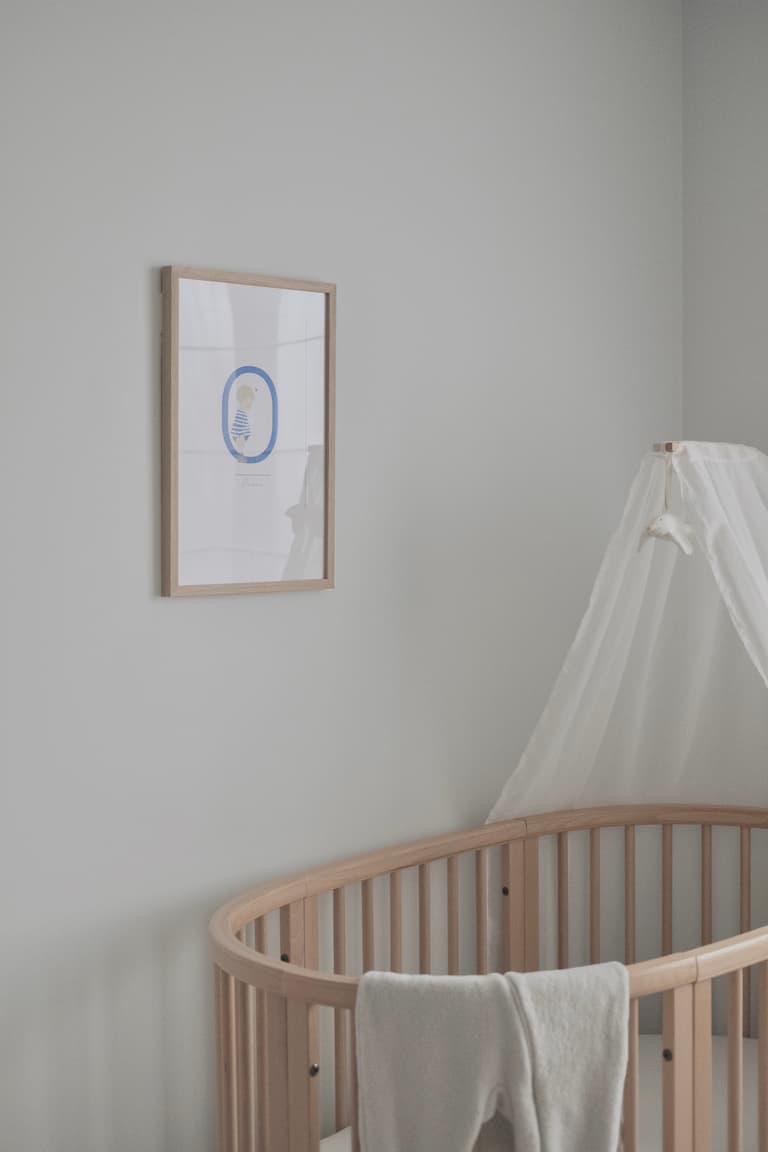 test lit Stokke Sleepi oval bois