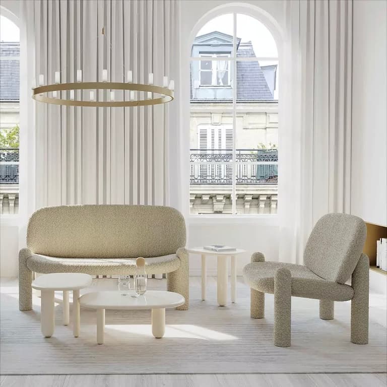 fauteuil bouclettes canapé rétro beige lampe laiton