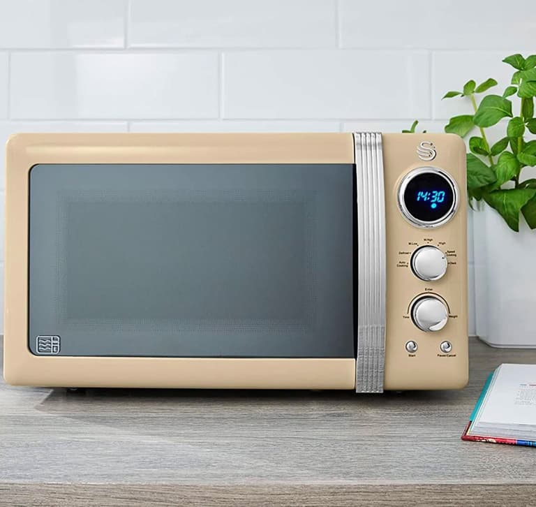 micro ondes beige deco vintage retro cuisine