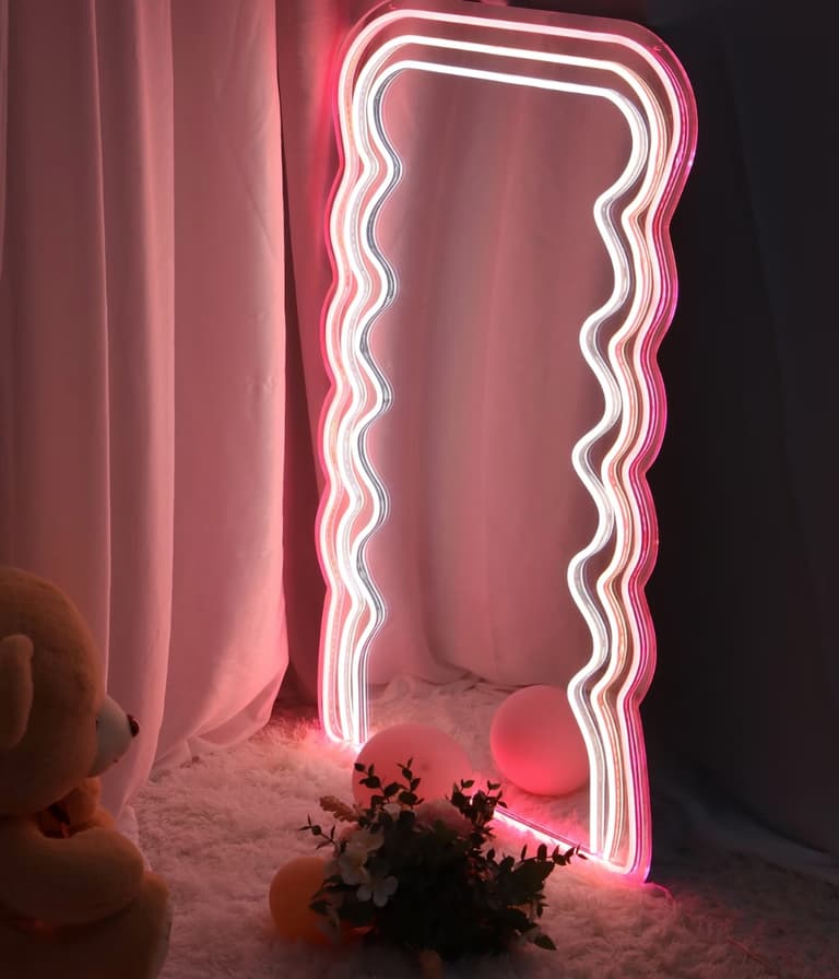 Lumiere neon rose blanc miroir ondule decoration murale chambre