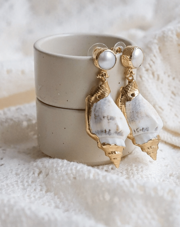 bijoux boucle d'oreille coquillage blanc laiton
