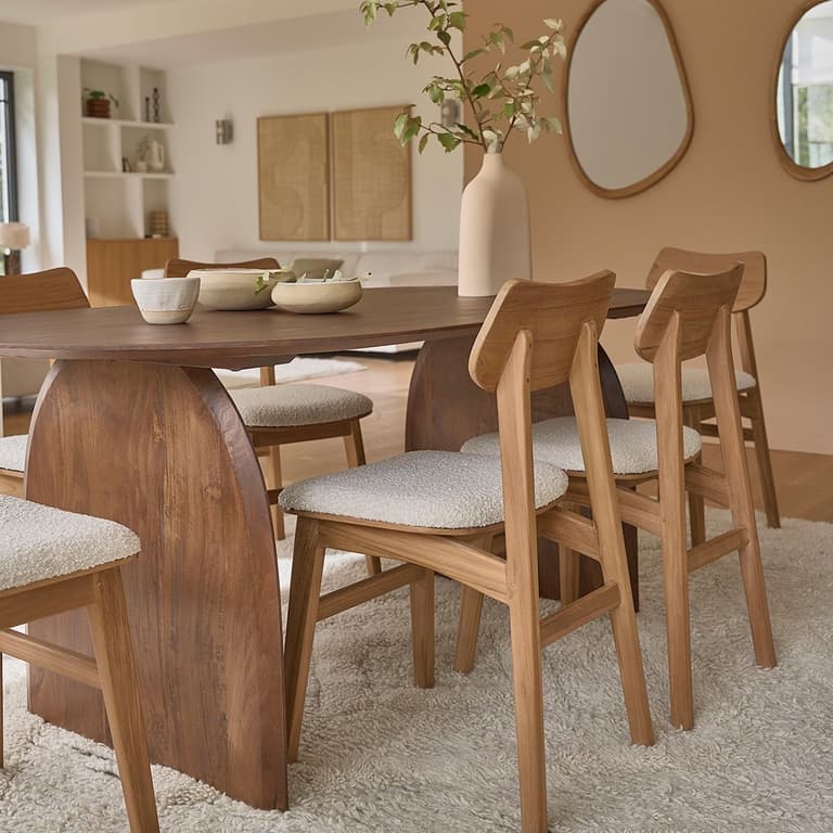 chaise bois tissus bouclette salle à manger forme arrondie