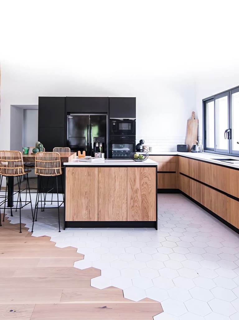 mélange parquet carrelage hexagonale séparation espaces