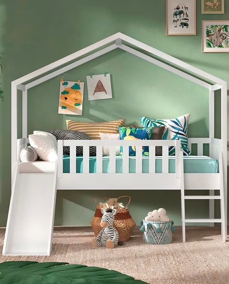 chambre cabane bois blanche mur vert