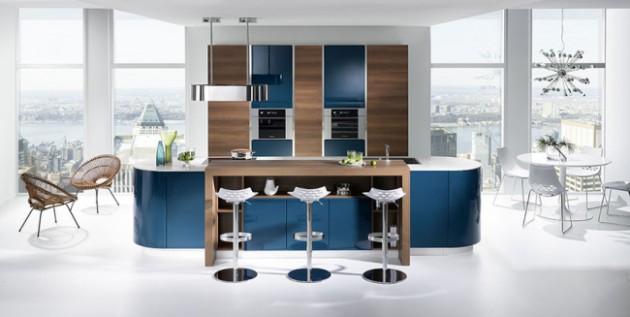 cuisine bleu pétrole mobalpa déco bleu canard lumiere vitre panier chaise bois bar tabourets