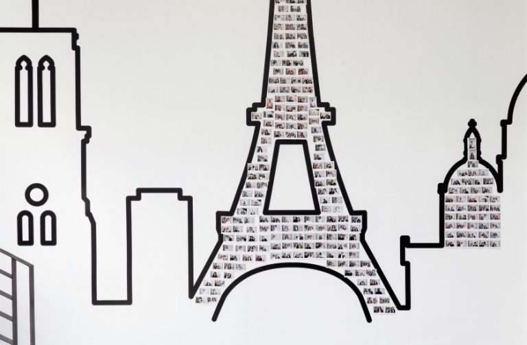 dessin asking tape tour eiffel mur