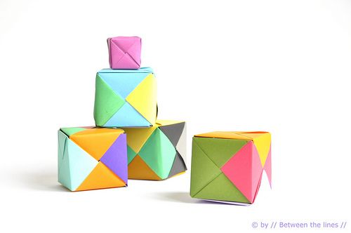DIY guirlande origami boite cadeau de noel