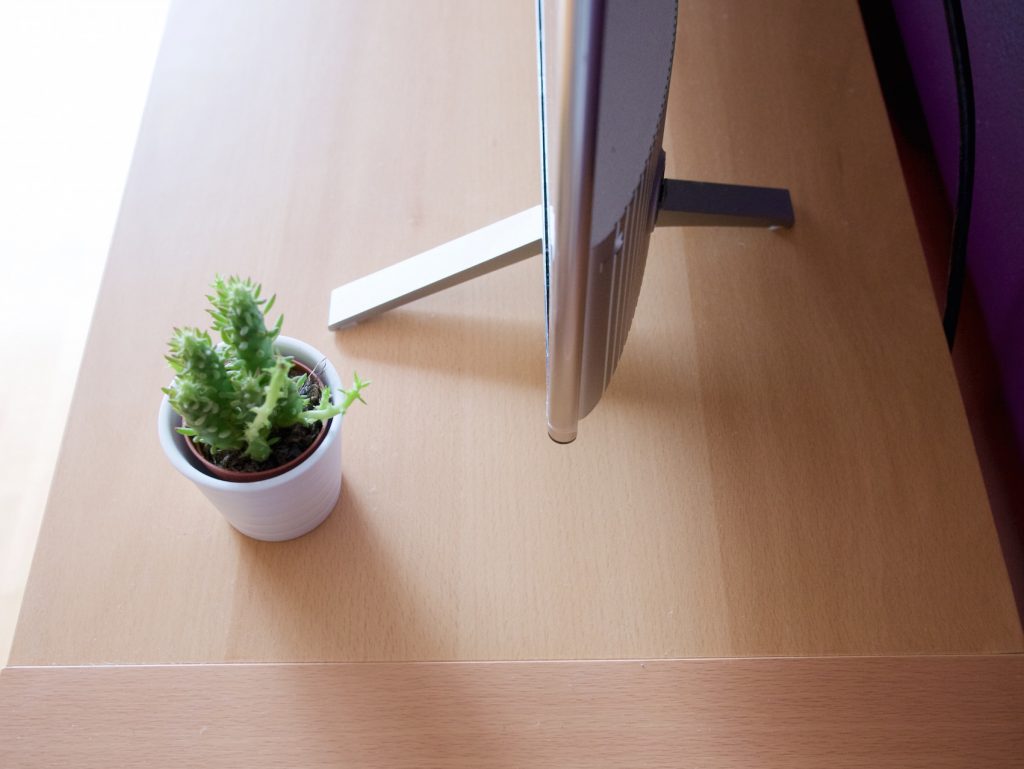 design TCL Série S79 U55S7906